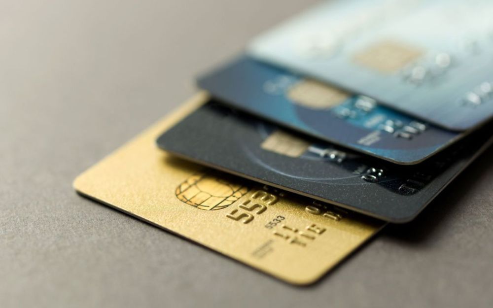 借记卡、储蓄卡、信用卡三者有什么区别？